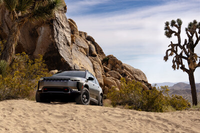 The Jeep® brand is known worldwide for pushing the limits of capability design through its rugged and capable concepts. Easter Jeep Safari and Moab, Utah, have long been a test bed for that creativity. Today, the brand is showcasing the art of the possible with the unveiling of the Jeep Wagoneer S Trailhawk concept. This rugged and fully electric SUV concept easily transitions from pavement to off-roading terrain showcasing the flexibility of the STLA Large platform and Jeep Wagoneer S lineup.