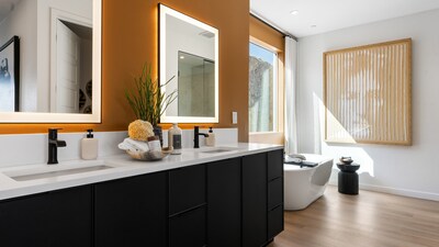 Seneca at Southern Highlands bath
