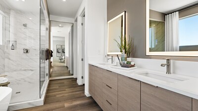 Seneca at Southern Highlands master bath