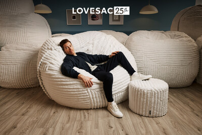 Lovesac prides itself on, featuring four integral celebrity partners. Tapping into how Total Comfort is something truly individual and adaptable, real Lovesac customers Travis Barker, Brandy, Shaun White, and Haley Lu Richardson.