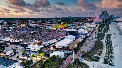 The Carolina Country Music Fest, set against a stunning ocean backdrop, is held annually in Myrtle Beach, South Carolina. The 2024 event is June 6 – 9 and features performances from more than 30 of today’s hottest country music stars. Credit: Visit Myrtle Beach.