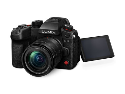 The new LUMIX GH7 - the latest flagship model of the Micro Four Thirds mirrorless LUMIX G Series.