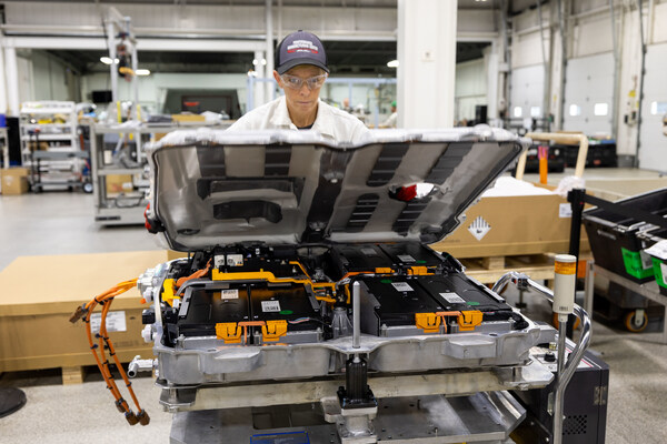 Honda associate at the Performance Manufacturing Center