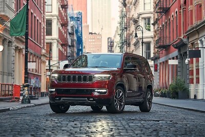 2024 Jeep® Wagoneer earned highest-possible rating in key IIHS crash tests