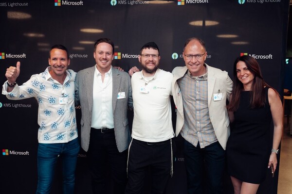 You can see (from right to left): Sivan Shitrit, Channel Manager, KMSLighthouse; Simon Sorel, CBO, KMSLighthouse; Doron Gober, Chief Solutions Architect, KMSLighthouse; Harris D'Ambrosi, Global Head of Strategic Plans, Travel Operations, Allianz Partners; and also Sagi Eliyahu, CEO, KMSLighthouse.