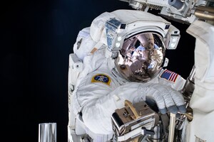 NASA Sets Coverage for U.S. Spacewalk 90 Outside Space Station