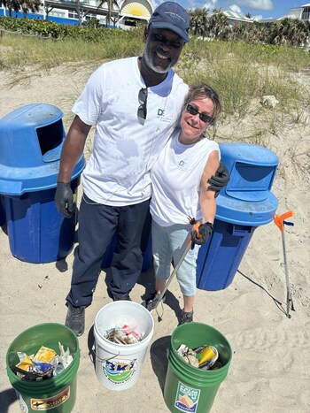 Drucker + Falk Team Members Volunteer for Keep America Beautiful Beach Clean-Up Event