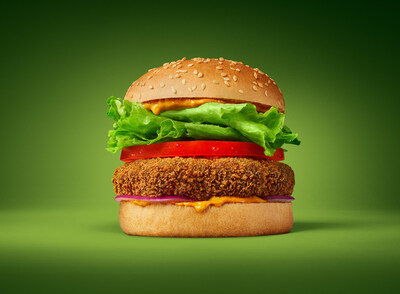 Made with Nanak paneer, real vegetables and a spicy piri-piri sauce, the Masala Veggie Burger is here for a limited time, only at participating A&W restaurants in Ontario. (CNW Group/A&W Food Services of Canada Inc.)