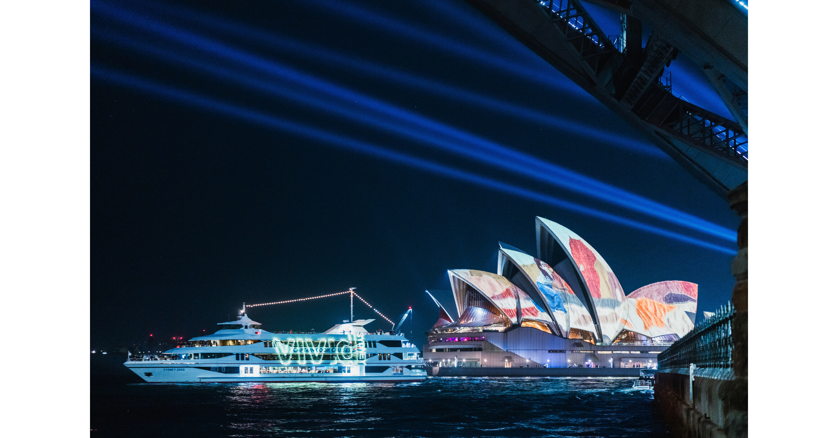 LIGHTS OUT FOR VIVID SYDNEY 2024