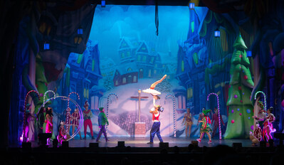 Photo courtesy of Cirque Dreams Holidaze (CNW Group/VStar Entertainment Group)