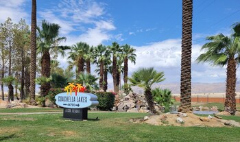 Coachella Lakes RV Resort, Coachella, California: 30% off daily rates