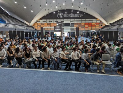 Participants observing a panel discussion about innovation in Mexico at the Ascendion Science Fair at Tecnológico de Monterrey. Ascendion is an AI-first software engineering services provider with Latin America headquarters in Monterrey, Neuvo León, Mexico.
