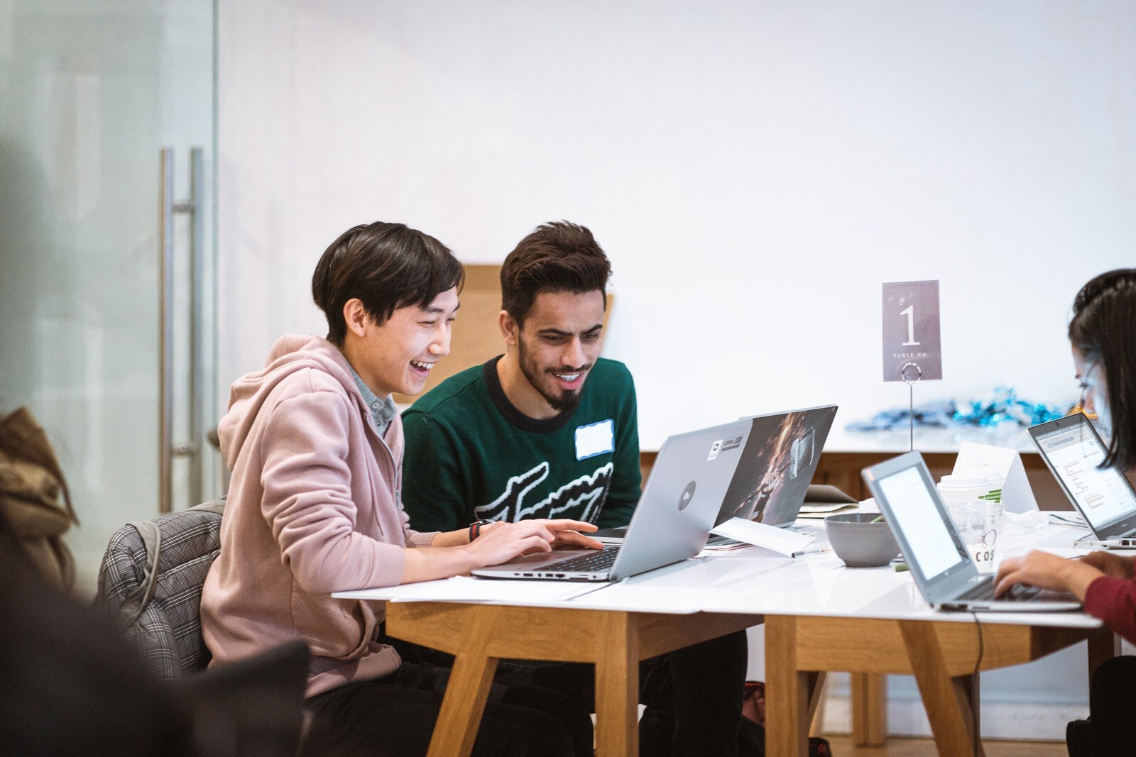 Unable to view the image, Please provide a valid URL.