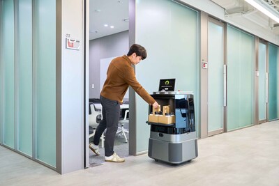 Hyundai Motor Group Powers Up Robotic Services at Smart Office Building in Seoul