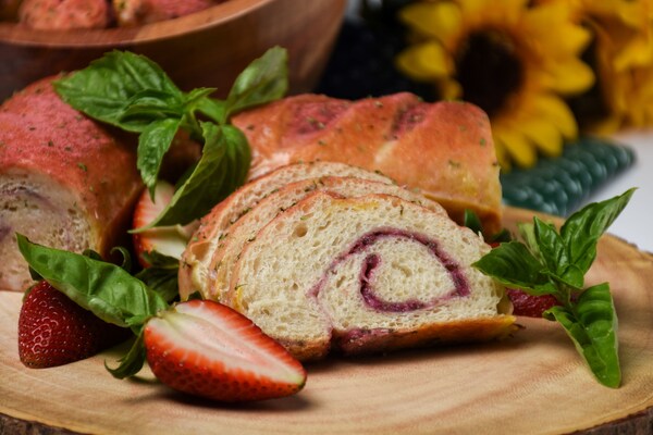 Fuchs North America introduces the Better Baked Goods Collection of seasoning blends. Pictured is our Strawberry Basil Babka featuring our Strawberry Basil Seasoning.