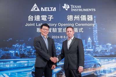 Left to right: James Tang, Delta Electronics, and Amichai Ron, Texas Instruments