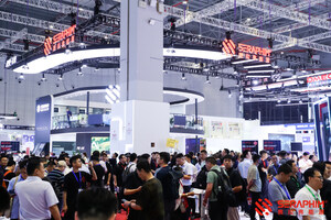 新華絲路：賽拉弗在SNEC光伏大會暨(上海)展覽會上推出全場景應用全新光伏組件