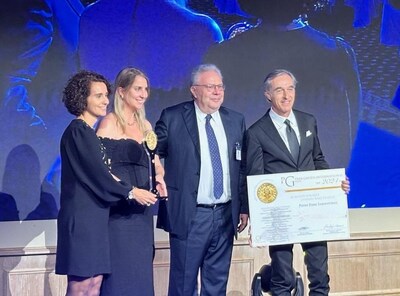From the left: Núria Perez-Cullell, Director of Medical, Patient, and Consumer Affairs at Pierre Fabre Laboratories; Clémentine Sergeant, Cell Therapy Corporate Lead; Pr. Pier Luigi Canonico, Chair of the Prix Galien Italy and Prix Galien International Awards Committee; Éric Ducournau, CEO of the Pierre Fabre Laboratories. (PRNewsfoto/Pierre Fabre)