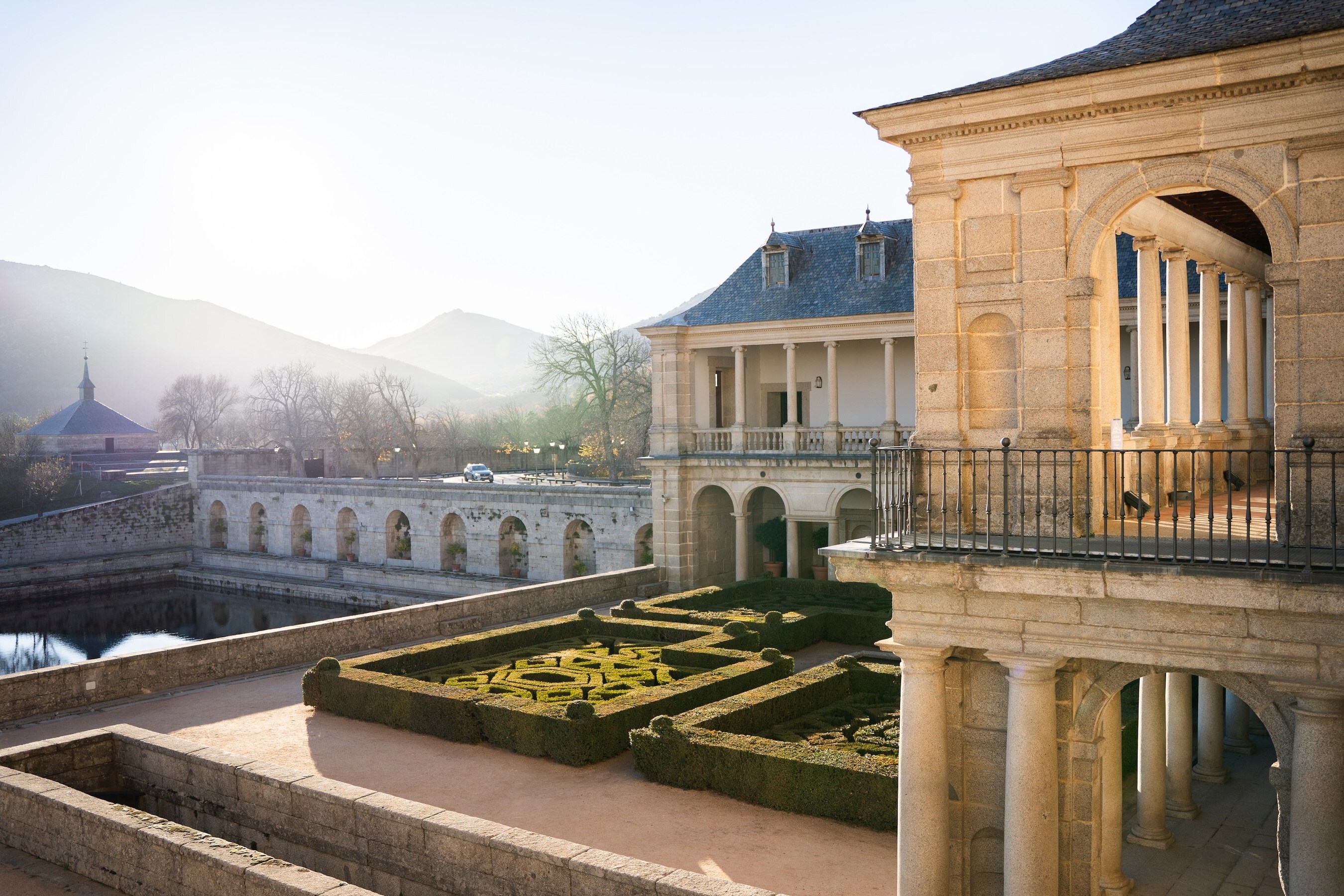 Unable to view the image, Please provide a valid URL.