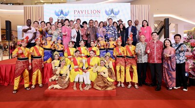 Puan Sri Cindy Lim與柏威年產托董事會和管理層在武吉加裡爾柏威年廣場接待了FIABCI世界代表團，並歡迎國際嘉賓觀賞本地的傳統文化表演，展示馬來西亞最佳的待客之道。 (PRNewsfoto/NEXTDOR PROPERTY COMMUNICATIONS SDN BHD)