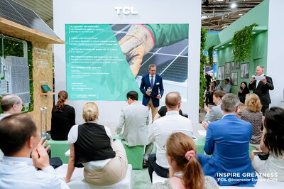 CEO Consors Finanz Germany Michel Thebault at the Financial Solutions’ Launch / TCL PV Tech copyright