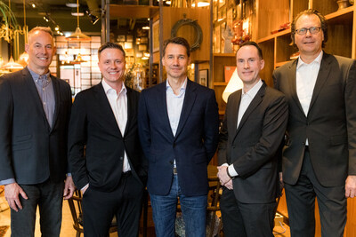 Darwin CX and dsb executives (from left to right): Michael Smith (Co-Founder & Chief Technology Officer, Darwin CX), Alexander Münch (COO, dsb), Ulrich Beck (CEO, Beck Group), Liam Lynch (CEO, Darwin CX) and Olaf Bendt (CEO, dsb) - Photo: Hanna Lauterjung-Basler 