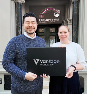 Die Vantage Foundation arbeitet mit der Doorstep Library zusammen, um die Lesekompetenz von Familien in benachteiligten Gebieten im Vereinigten Königreich zu verbessern