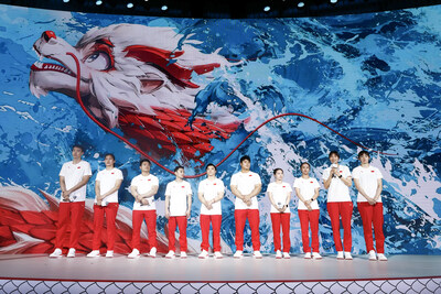 "ANTA Ling Loong" made a joint appearance with Chinese Olympic athletes (PRNewsfoto/ANTA Group)