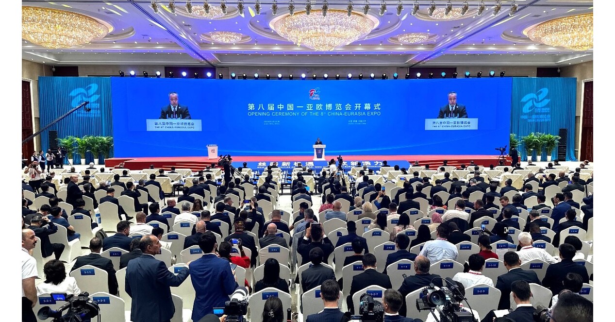 CCTV+ - В Синьцзяне открылась 8-я выставка &laquo;China-Eurasia&raquo;