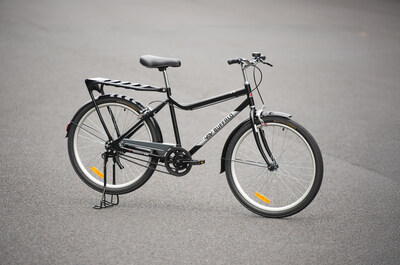 Recognized as a winner in the Eurobike Awards, this latest version of the purpose-built Buffalo Bicycle includes an innovative 2-chain drivetrain that provides riders with two gears without the complexity of sensitive external components. The AK2 Freewheel system with back-pedal shifting marks the milestone of World Bicycle Relief's first patented product.
