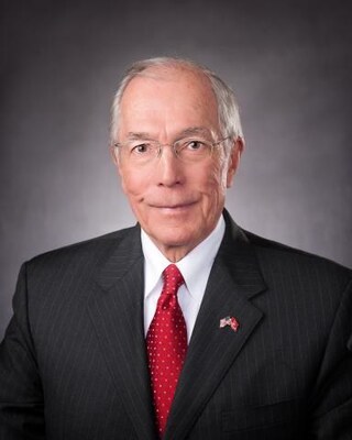 Entrepreneur John Nau Receives 2024 Walter W. Buckley Jr. Prize