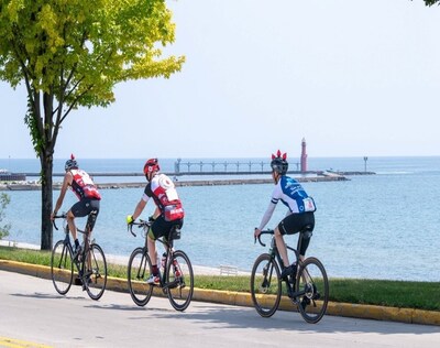 The Leukemia & Lymphoma Society’s Scenic Shore Bike Tour on Lake Michigan Shoreline