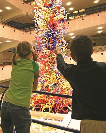 One of largest Chihuly sculptures in the world's largest chldren's museum - Indianapolis.