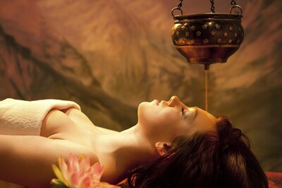 Shirodhara (Stress buster therapy)