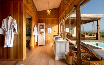 Ensuite Bathroom- One Bedroom Luxury VIlla