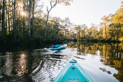 Coastal Mississippi is a must-visit oasis for sun-lovers, thrill-seekers, and adventurers alike. Spanning an impressive 62 miles, visitors can indulge in an array of unforgettable experiences.