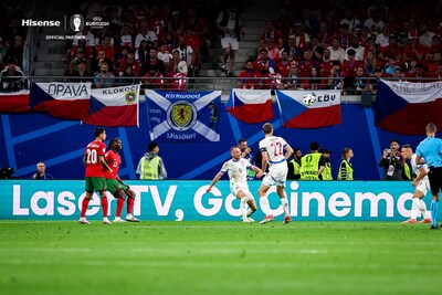 Les téléviseurs laser d’Hisense, « Go Cinema » à l’EURO 2024™ de l’UEFA (PRNewsfoto/Hisense)