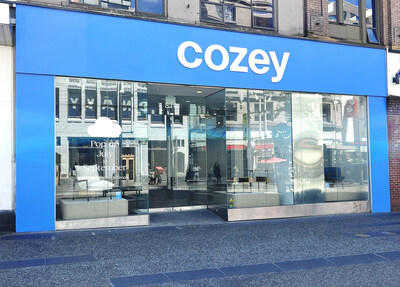 Pop-up storefront on Granville Street (CNW Group/Cozey inc.)