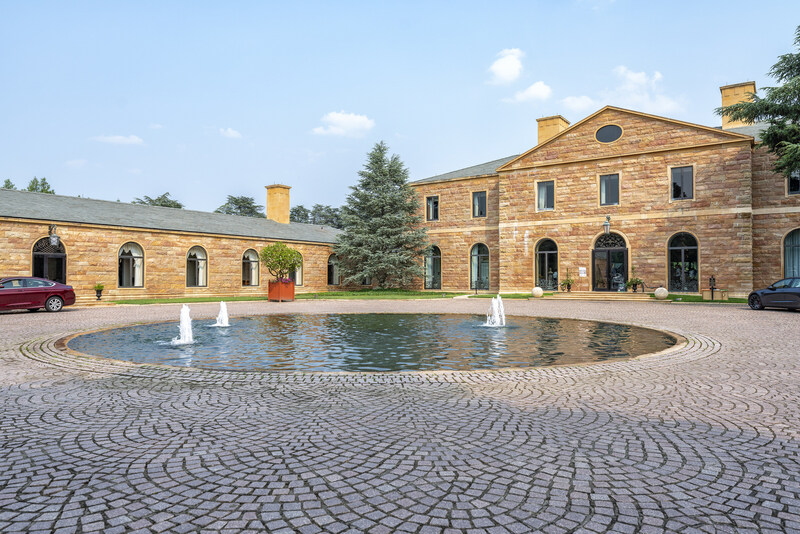 Unable to view the image, Please provide a valid URL.