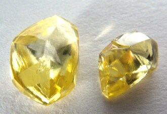 K6 yellow diamonds (CNW Group/Star Diamond Corporation)