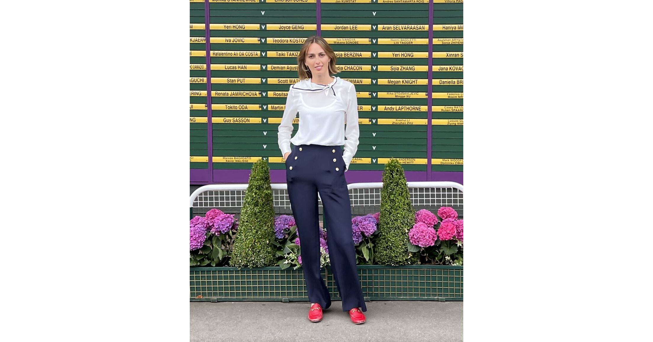 Lady Alice Dazzles vestida con prendas de LILYSILK en el Campeonato de Wimbledon