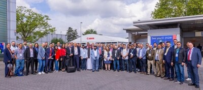 Unable to view the image, Please provide a valid URL.