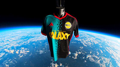 LA Galaxy and Herbalife launched the club's new jersey, the Retrograde Kit, into space today to showcase their joint ambition to reaching new heights.