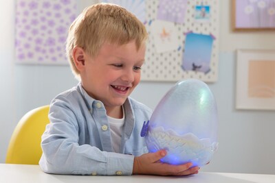 On Friday, October 4, 2024, Hatchimals Day, Spin Master will reveal what’s inside the reimagined egg. (CNW Group/Spin Master Corp.)