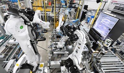 LG ACCELERATES SMART FACTORY SOLUTIONS BUSINESS INTEGRATING AI WITH 66-YEAR MANUFACTURING EXPERTISE LG ACCELERATES SMART FACTORY SOLUTIONS BUSINESS INTEGRATING AI WITH 66-YEAR MANUFACTURING EXPERTISE
