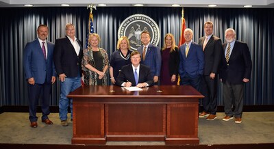 (L-R): Rep. Jason White, Speaker of the House of Representatives, Jim Neill, President, Carroll County Board of Supervisors, Cyndi Long, Site Operations Manager, AerCap Materials, Sen. Lydia Chassaniol, District 14, Governor Tate Reeves, Rep. Karl Oliver, District 46, Aimee Craig, CEO of AerCap Materials, Allen Burgess, CFO of AerCap Materials, Thomas Gregory, Executive Director, Greenwood-Leflore-Carroll Economic Development Foundation, Wilton Neal, Carroll County Tax Assessor (Retired).