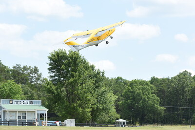Electra’s EL-2 Goldfinch eSTOL technology demonstrator takes off in under 150 ft from a grass field with no ground infrastructure, at the aircraft’s maximum performance climb angle. (Photo credit: J. Langford/Electra.aero)
