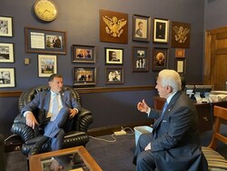 Chairman Kazeminy meeting with Rep. Tom Suozzi at the Capitol.