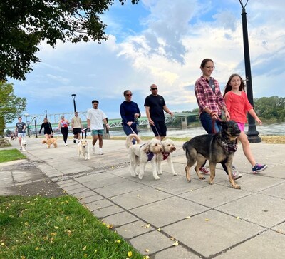 Supporters of Pet Partners' Therapy Animal Program participate in the World's Largest Pet Walk event