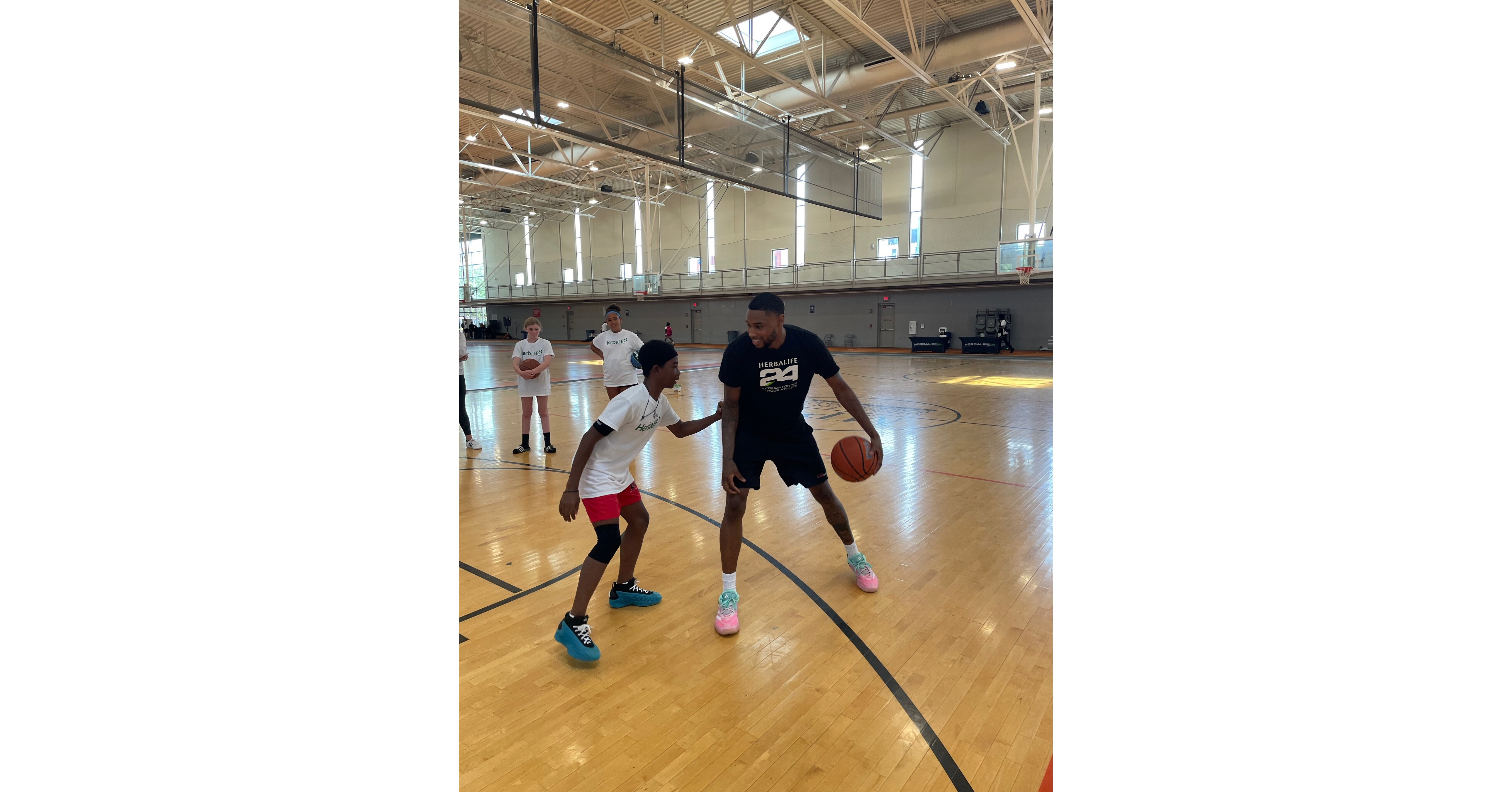 Herbalife Teams Up with San Antonio Spurs Guard Blake Wesley and Pro Basketball Trainer Joe Abunassar to Host a Free Basketball Clinic for Youth in Minneapolis